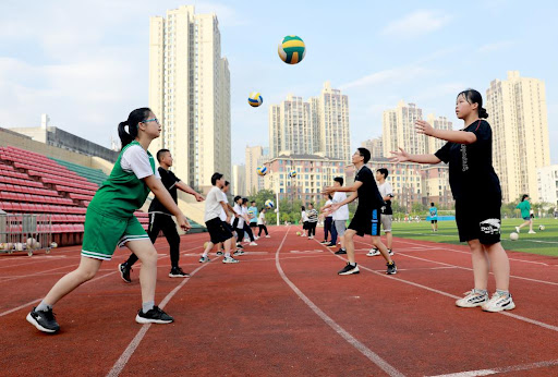 国脚连续两场关键助攻